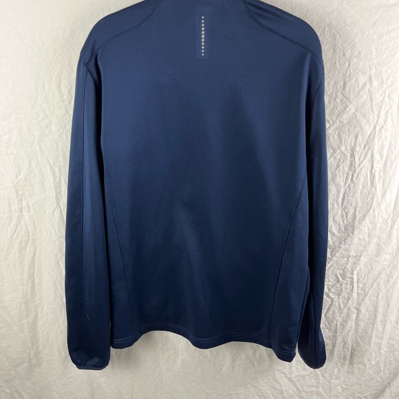 Women’s Ultralight Running Room Fit-Wear Puffer Jacket | Medium - Picture 5 of 5